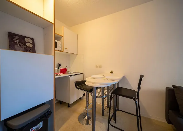 Appartement Tout Equipe Wifi A 6 Min St Charles
